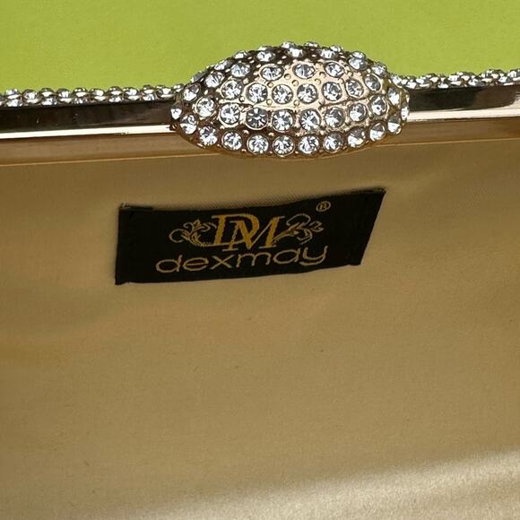 Gold Glamour Wristlet Clutch - Picture 12 of 16